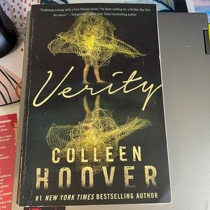 Verity by Colleen Hoover
